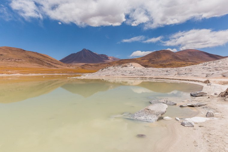 059 Atacama, Piedras Rojas.jpg